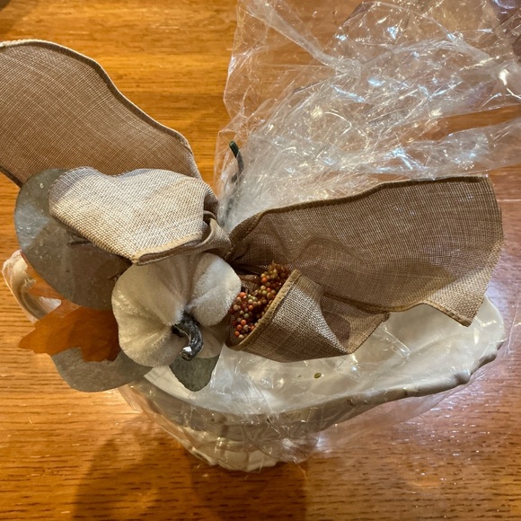 🦃Gravy Boat for Thanksgiving🍂 - Picture 3 of 5